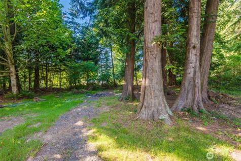 2909 E Defrang Street Port Angeles WA 98362