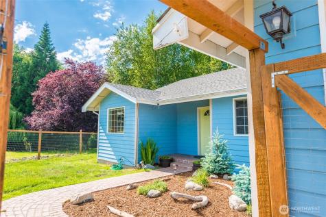 2909 E Defrang Street Port Angeles WA 98362