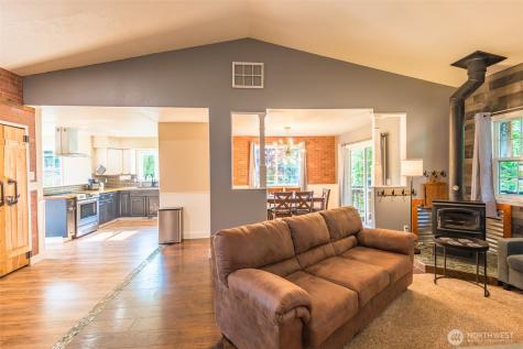 2909 E Defrang Street Port Angeles WA 98362