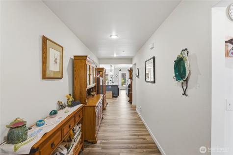 1364 Tractor Loop Road East Wenatchee WA 98802