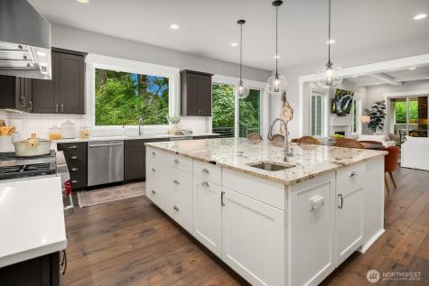 1646 106th Avenue SE Bellevue WA 98004