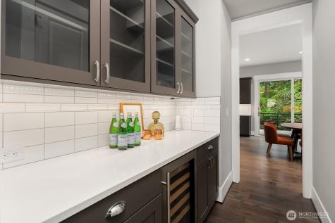 1646 106th Avenue SE Bellevue WA 98004