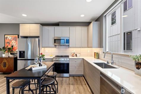 2527 29th Avenue S Seattle WA 98144