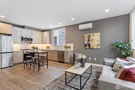 2527 29th Avenue S Seattle WA 98144