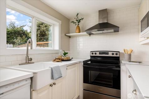 3661 Shorewood Avenue Greenbank WA 98253
