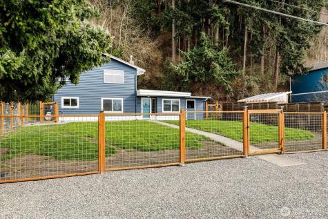 3661 Shorewood Avenue Greenbank WA 98253