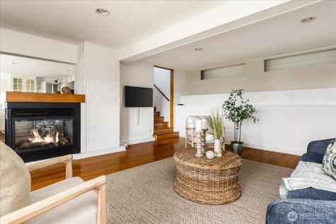 3661 Shorewood Avenue Greenbank WA 98253