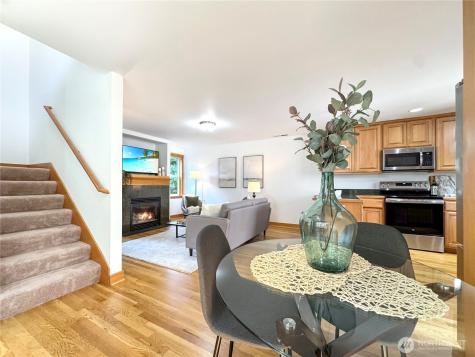 8515 Stone Avenue N Seattle WA 98103