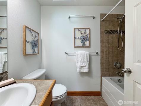 8515 Stone Avenue N Seattle WA 98103