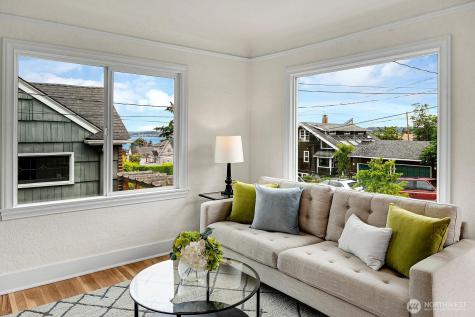 4711 51st Avenue S Seattle WA 98118