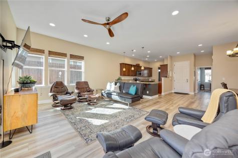 444 Hilltop Place Chelan WA 98816