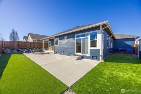 444 Hilltop Place Chelan WA 98816