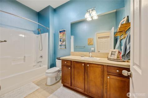444 Hilltop Place Chelan WA 98816