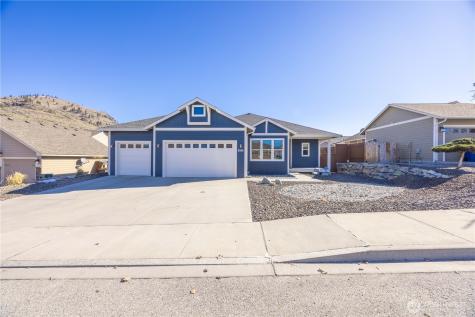 444 Hilltop Place Chelan WA 98816