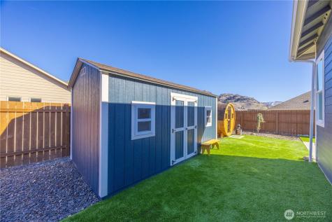 444 Hilltop Place Chelan WA 98816