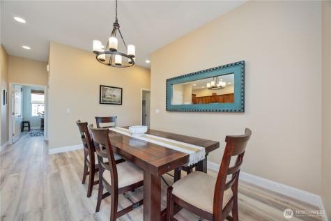 444 Hilltop Place Chelan WA 98816