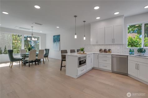 4019 4th Avenue NE Seattle WA 98105