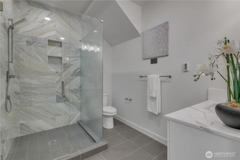 4019 4th Avenue NE Seattle WA 98105