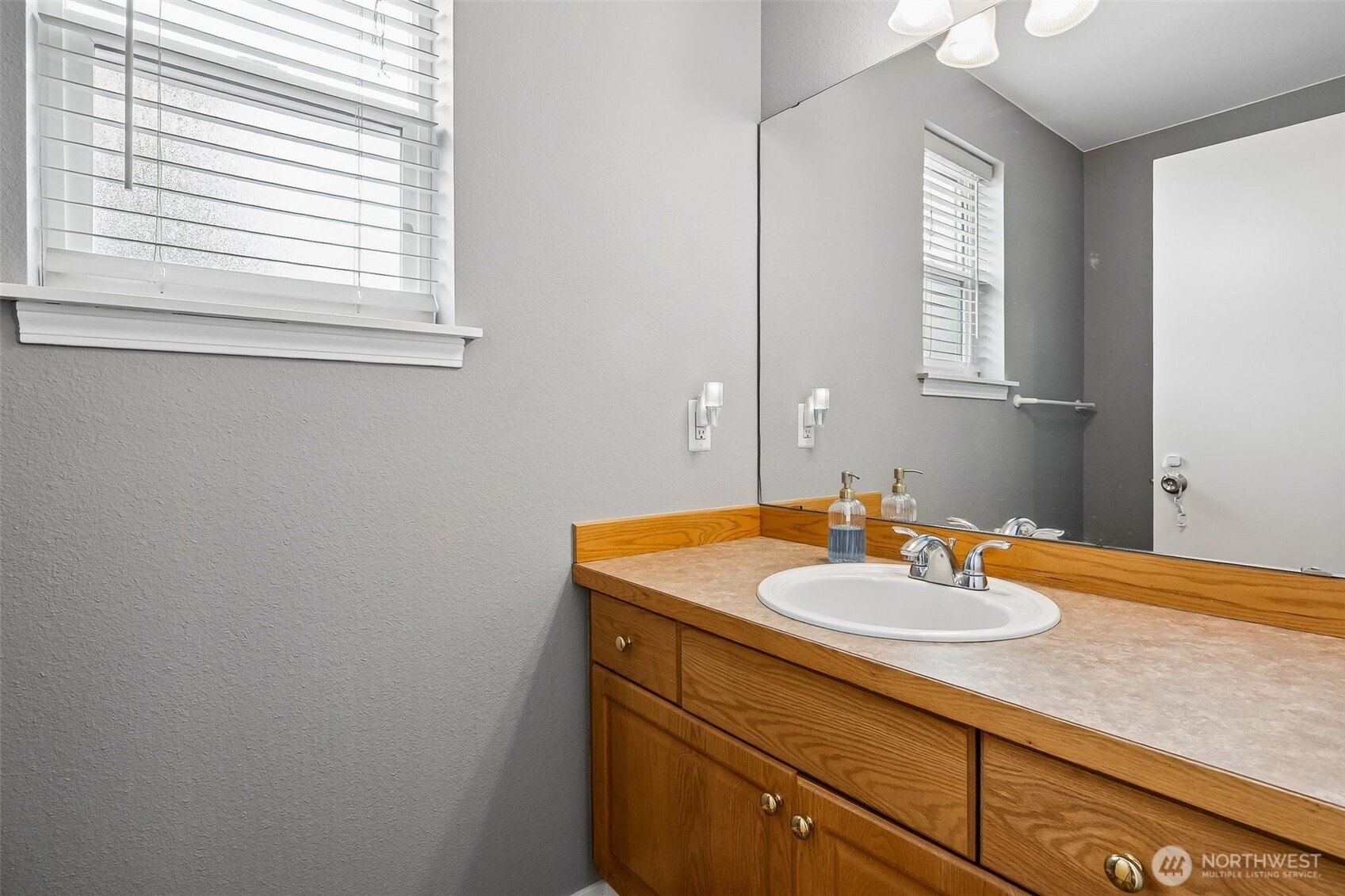 19706 85th Avenue E Spanaway WA 98387