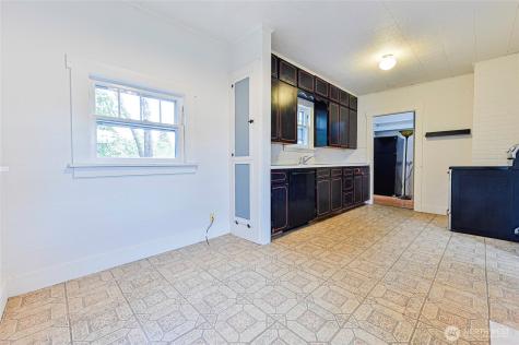 1912 Boundary Street Shelton WA 98584
