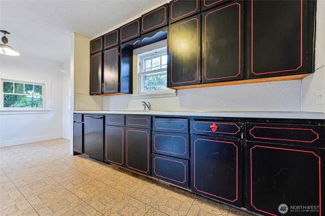 1912 Boundary Street Shelton WA 98584