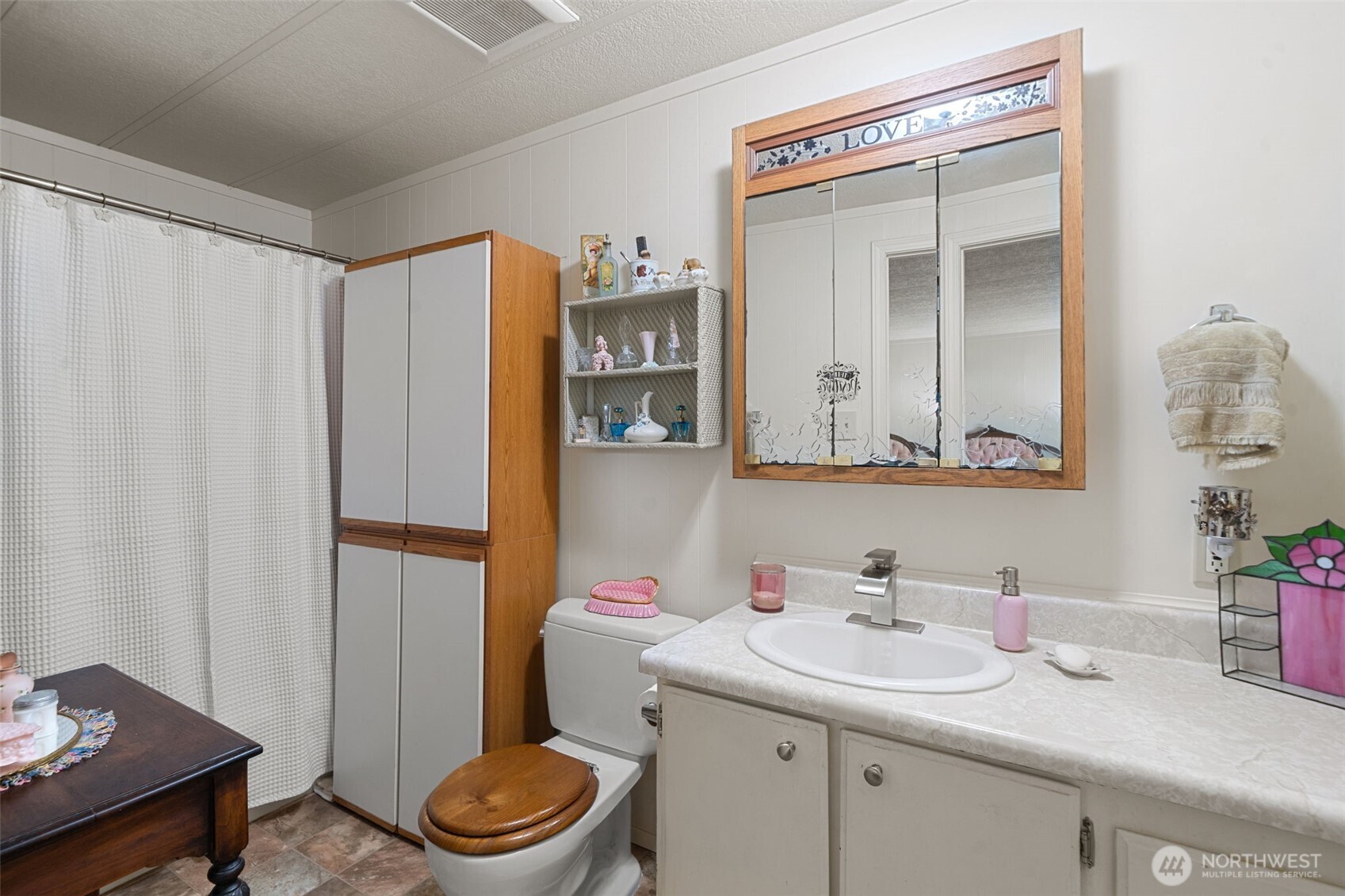 16300 State Highway 305 NE Poulsbo WA 98370