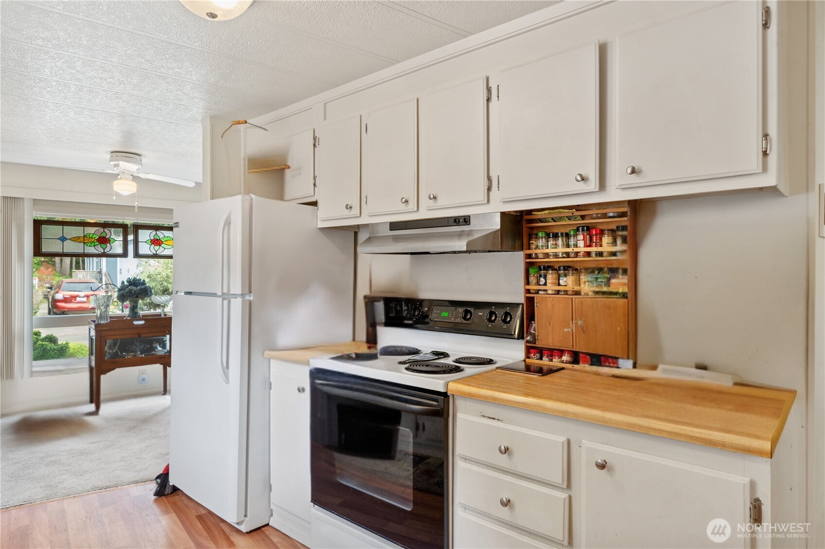 16300 State Highway 305 NE Poulsbo WA 98370