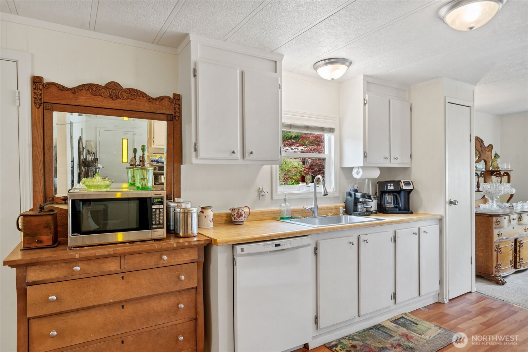 16300 State Highway 305 NE Poulsbo WA 98370