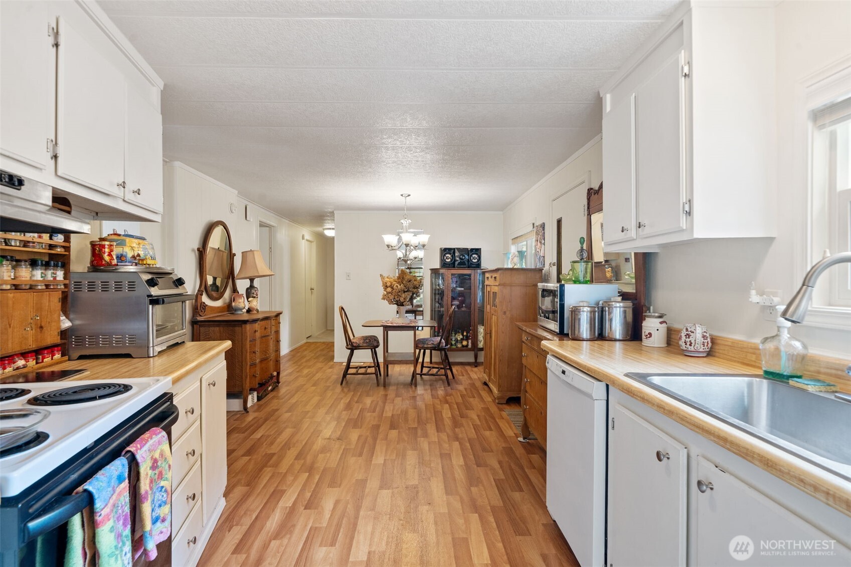 16300 State Highway 305 NE Poulsbo WA 98370