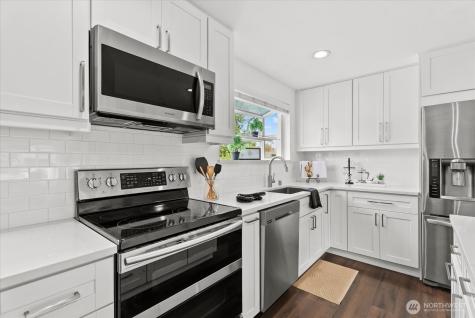 5120 S 297th Place Auburn WA 98001
