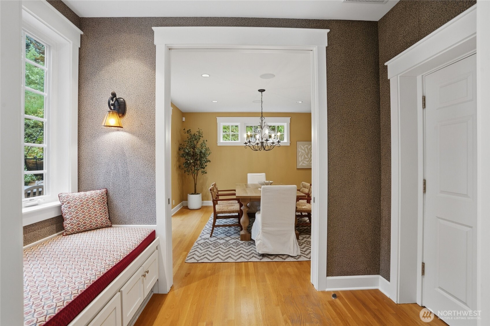 474 Glen Hollow Place SW Bainbridge Island WA 98110