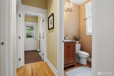 474 Glen Hollow Place SW Bainbridge Island WA 98110