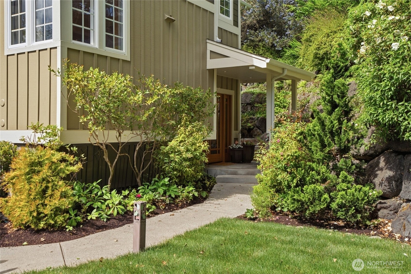 474 Glen Hollow Place SW Bainbridge Island WA 98110