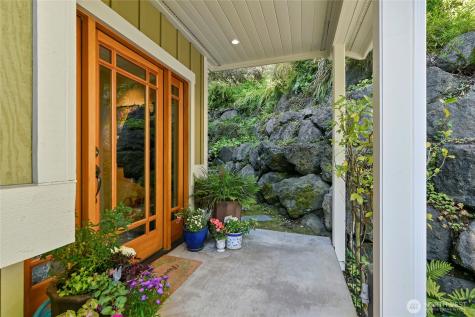 474 Glen Hollow Place SW Bainbridge Island WA 98110