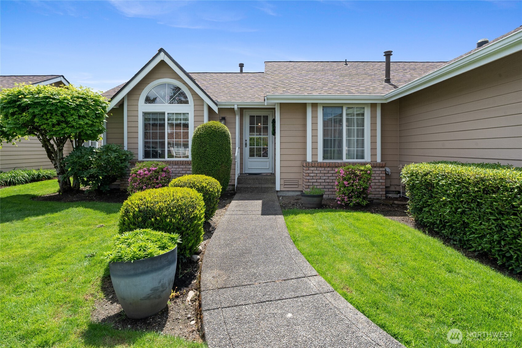 34 Lakewood Oaks Drive SW Lakewood WA 98499