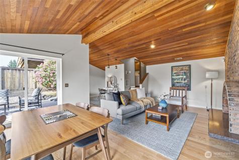 4019 52nd Place SW Seattle WA 98116