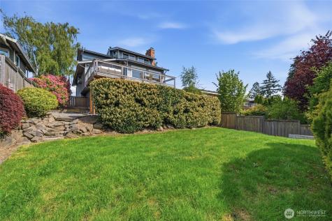 4019 52nd Place SW Seattle WA 98116