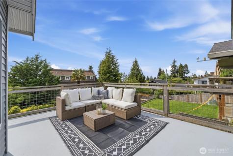 4019 52nd Place SW Seattle WA 98116