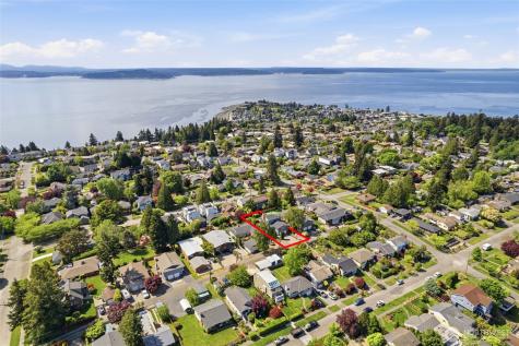4019 52nd Place SW Seattle WA 98116