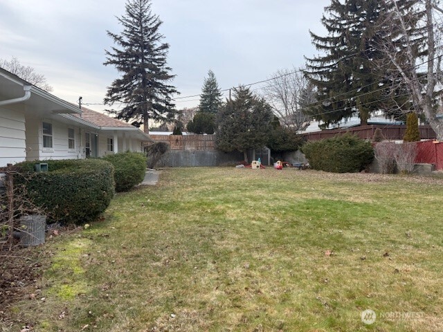 324 Mocliff Road Ephrata WA 98823
