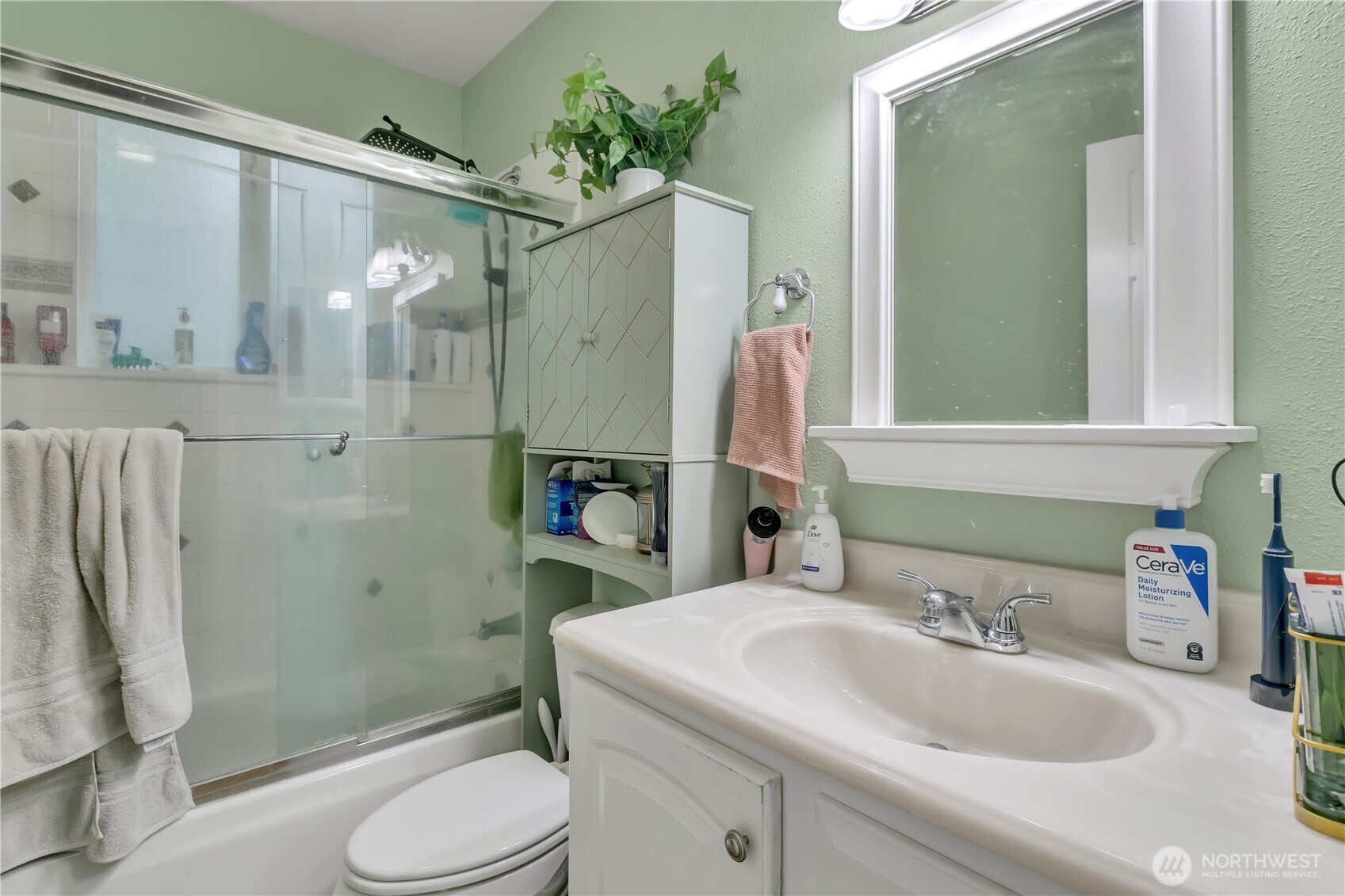983 NE Melia Lane Bremerton WA 98311
