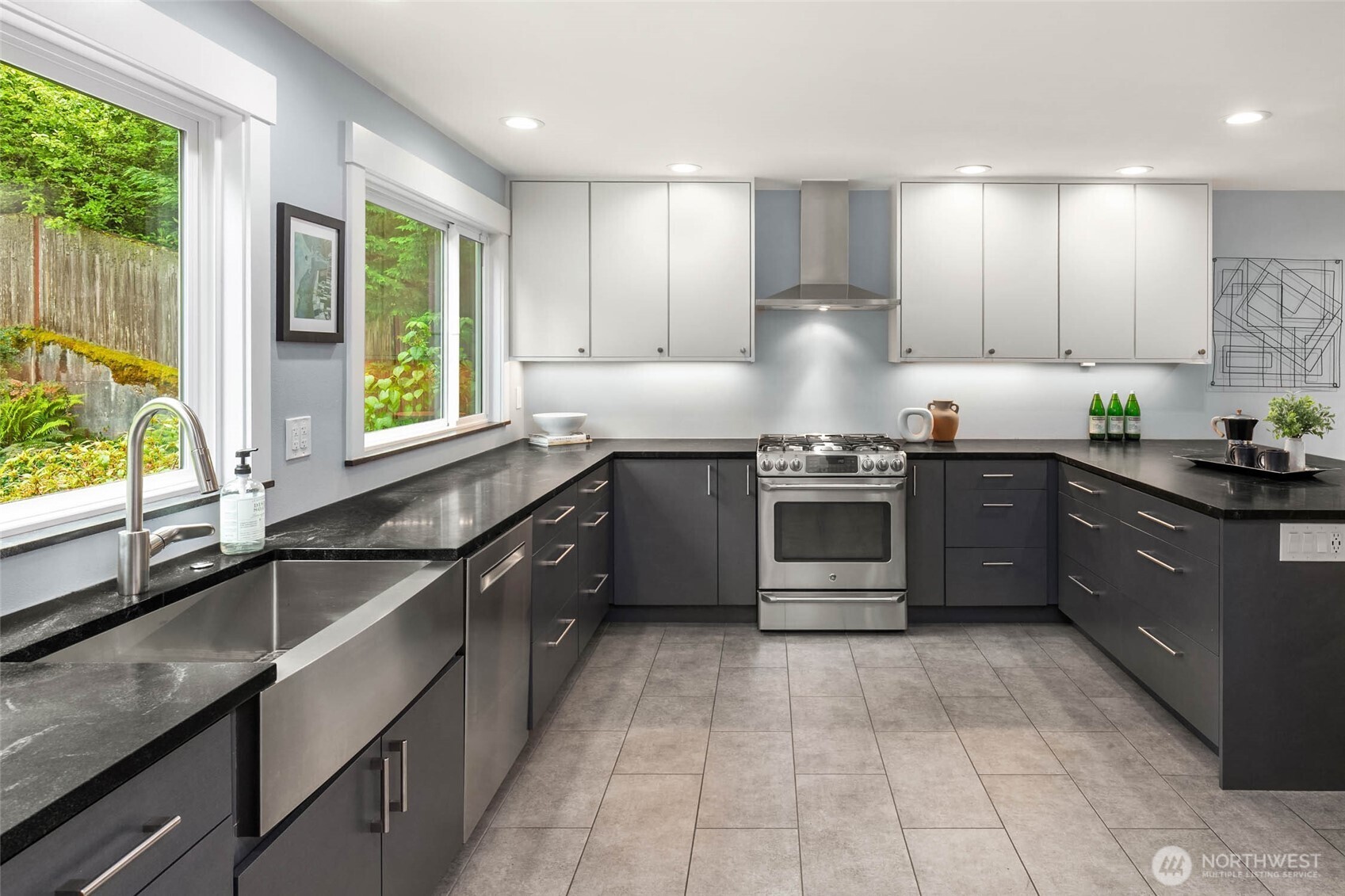 4648 89th Avenue SE Mercer Island WA 98040