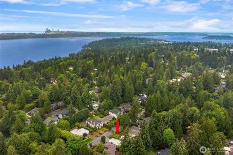 4648 89th Avenue SE Mercer Island WA 98040