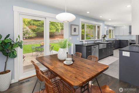 4648 89th Avenue SE Mercer Island WA 98040
