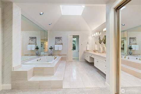 3510 116th Avenue NE Bellevue WA 98004