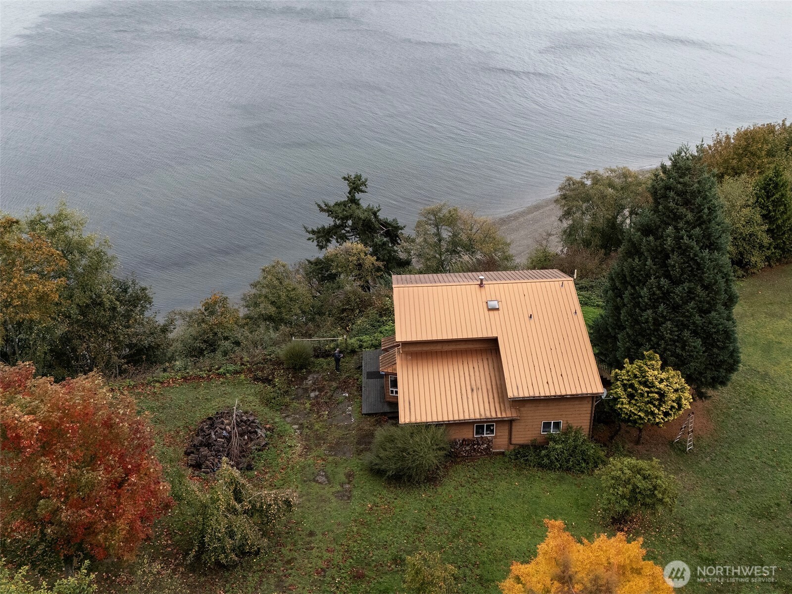 26 E Port Gardener Drive Everett WA 98206