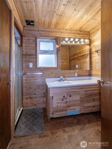 26 E Port Gardener Drive Everett WA 98206