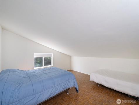 26 E Port Gardener Drive Everett WA 98206