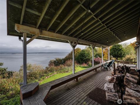 26 E Port Gardener Drive Everett WA 98206