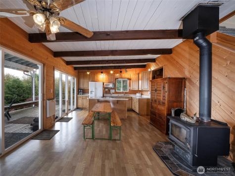 26 E Port Gardener Drive Everett WA 98206